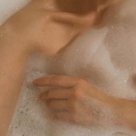 Exstasy Stays - Bathtub Rooms & Cafe - Your Romantic & Cozy Getaway - Thhpsociety - มุกเตชวาร์ ภายนอก รูปภาพ