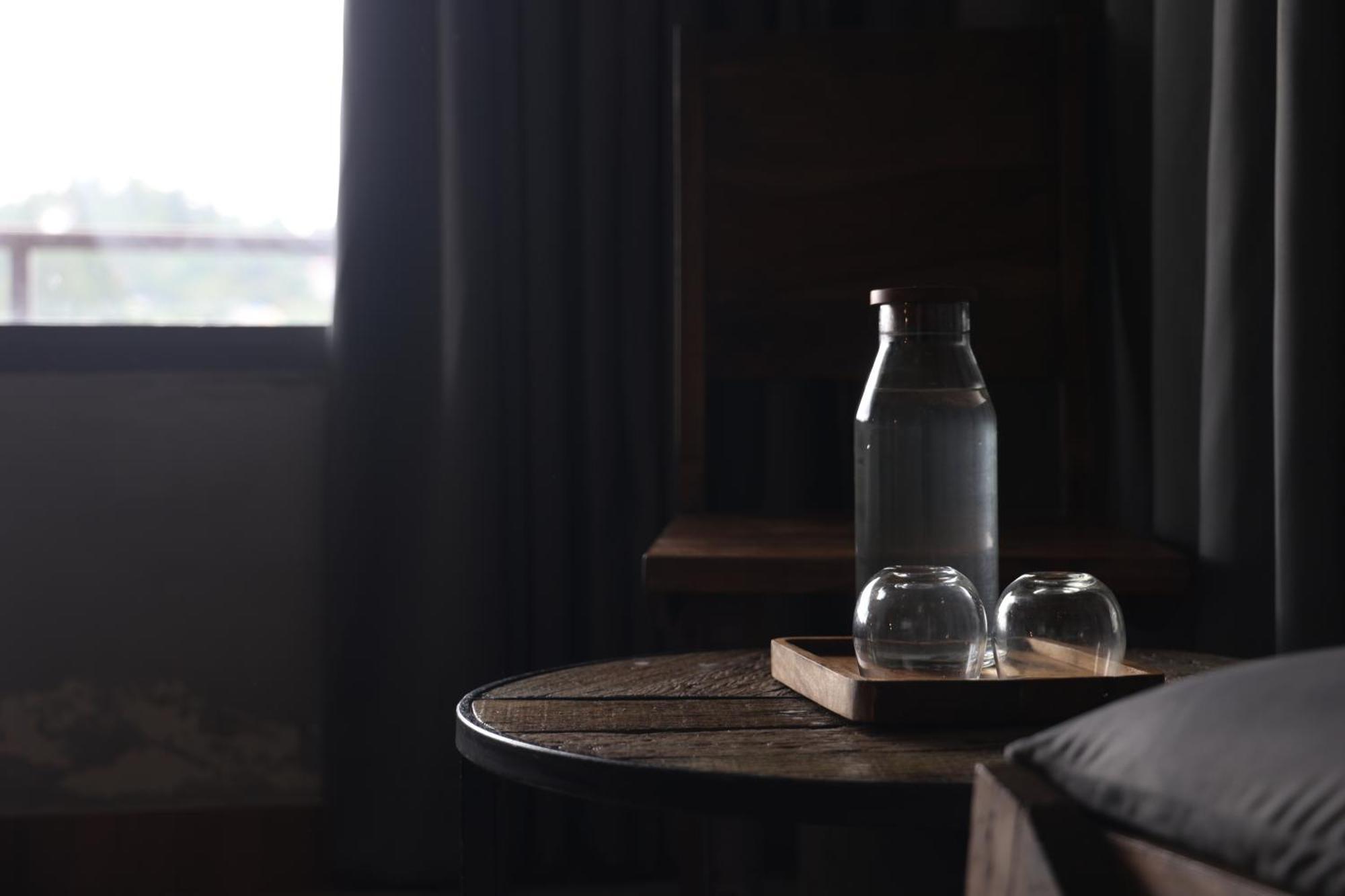Exstasy Stays - Bathtub Rooms & Cafe - Your Romantic & Cozy Getaway - Thhpsociety - มุกเตชวาร์ ภายนอก รูปภาพ